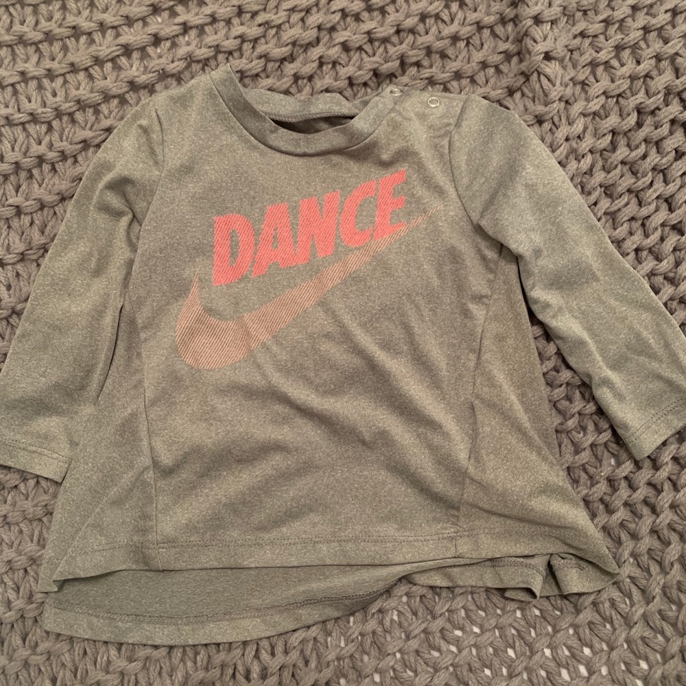Nike dri fit top